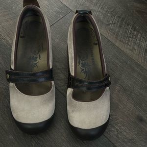 Merrell shoes
